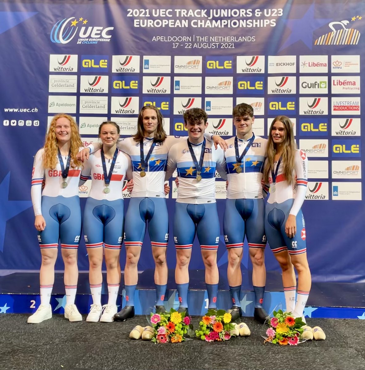 MoirIona's tweet photo. European Medalist 🇪🇺🥈
Mega first day at Euros coming 2nd in the team sprint with the girls. Super proud of us and a massive thanks to everyone for all the support. @BritishCycling https://t.co/L0BQkpG1QF