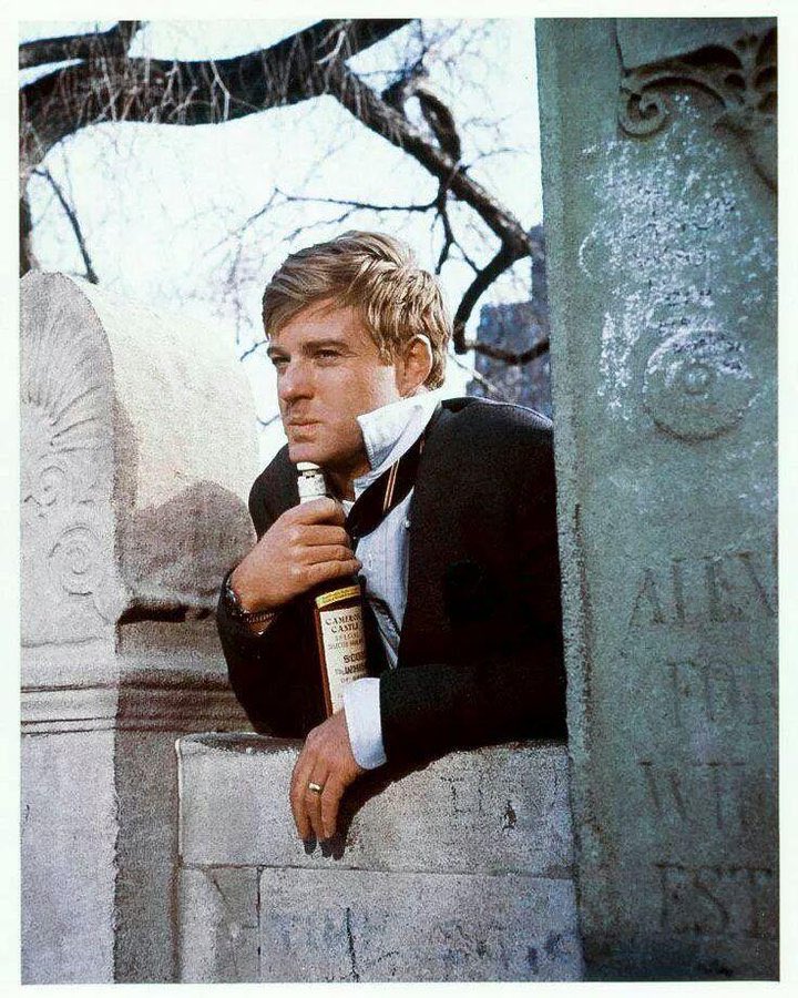 \"Barefoot in the Park\", 1967.
Happy Birthday Robert Redford ! 