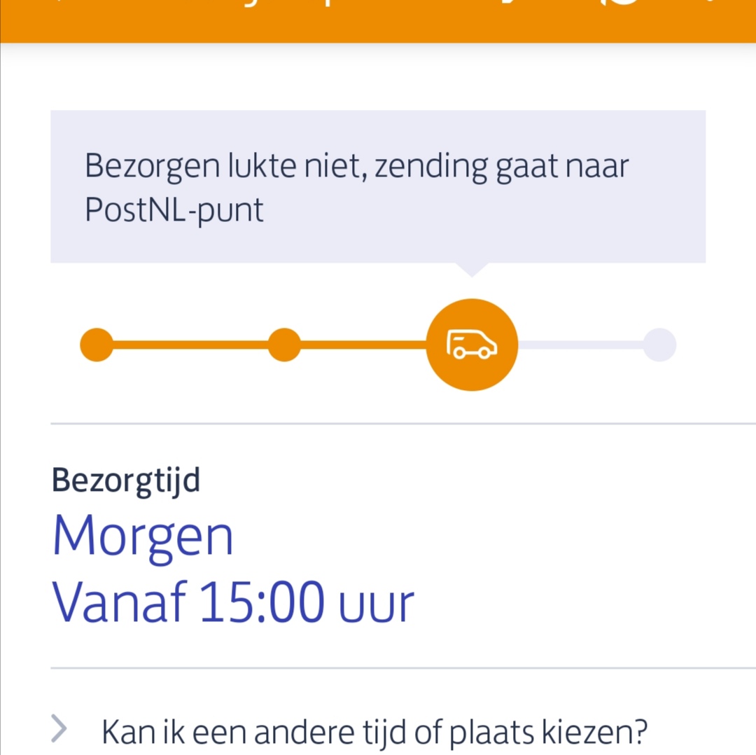Marrieflet's tweet photo. @PostNL "Bezorgen lukte niet": de pakketbezorger reed doodleuk voorbij. Stond iets verderop even stil maar blijkbaar niet de moeite om even terug te gaan?! #teleurgesteld https://t.co/ys2ACnFDor