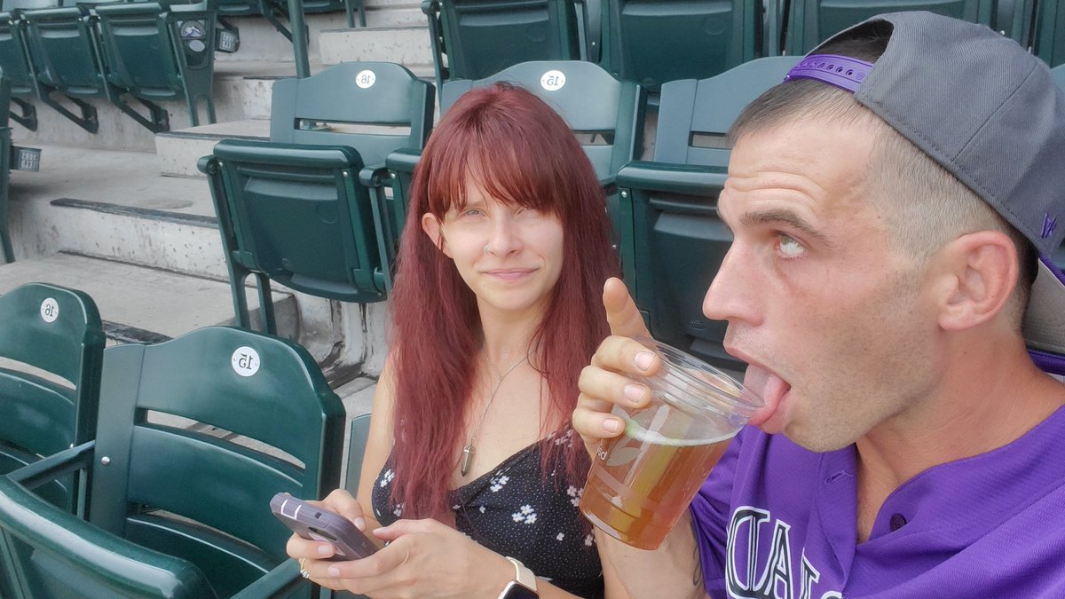 HolyShitItsWade's tweet photo. Shoutout @Rockies for the in house brewed hazy ipa #ForgotTheName It's delicious though https://t.co/Qn6amWUV3R