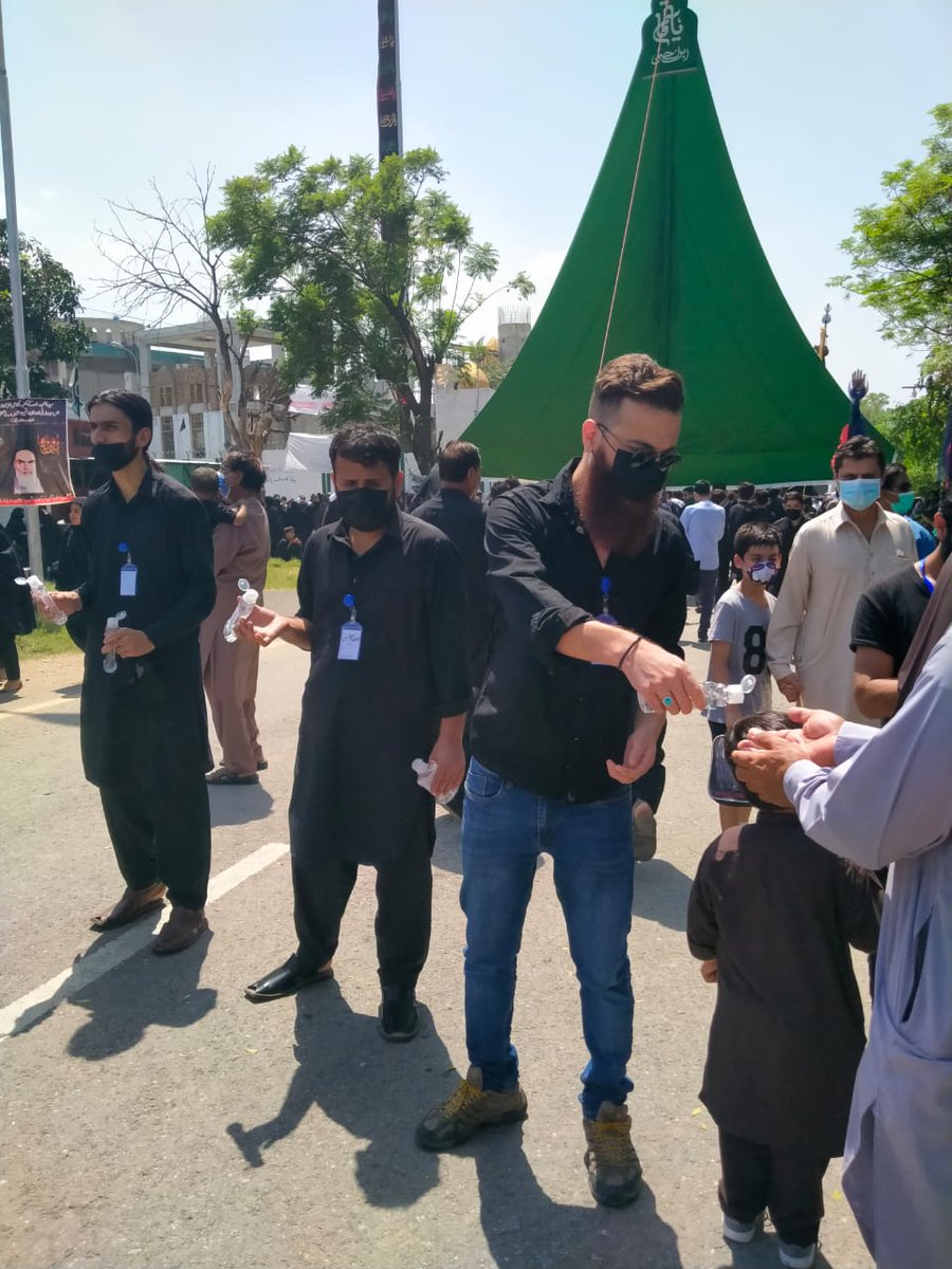 tanveer_abbas1's tweet photo. We care about community #GBCares
@GbCares https://t.co/32gW3UJDn5
