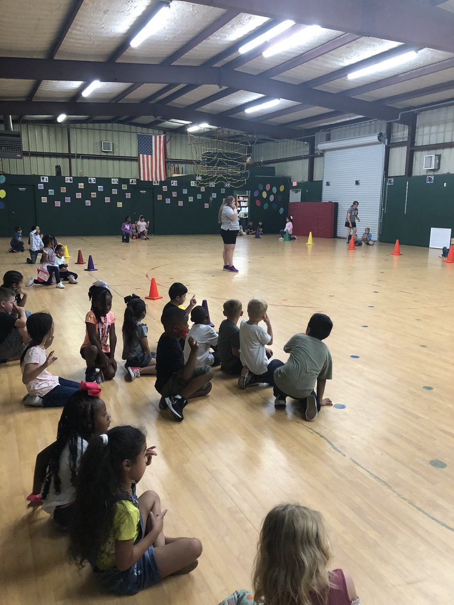 shwill2867's tweet photo. Great things are happening at Stewart Elementary!  We have had a great start to school. #StewartStrong #BuildingChampions https://t.co/sq0agdr95Z