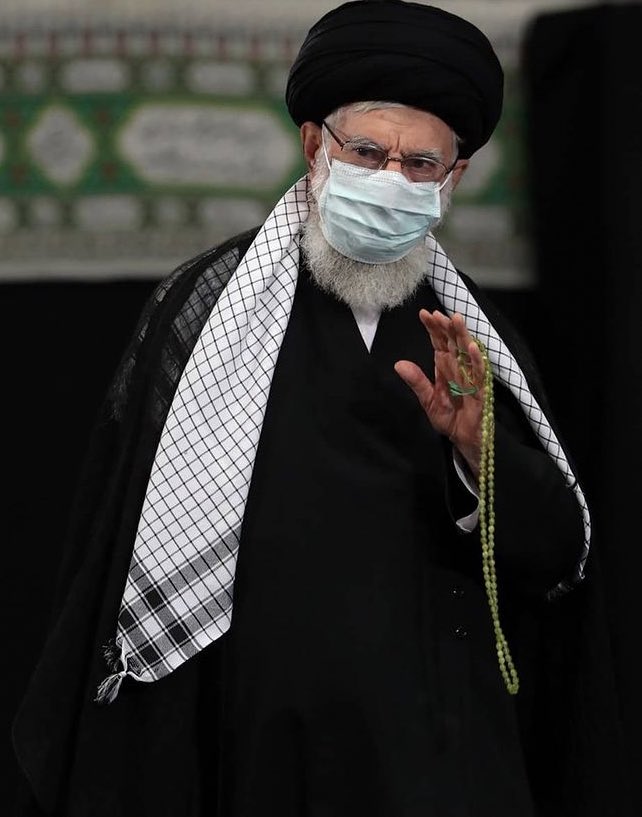 roozehaftom's tweet photo. اهل کوفه نبودن یعنی :‌
بدانی تا حسین نیامده ولی امر مسلم است 
وقتی امام عاشقان غایب است 
اطاعت از خامنه‌ای واجب است

#Hussain https://t.co/Shp9zo8wMF