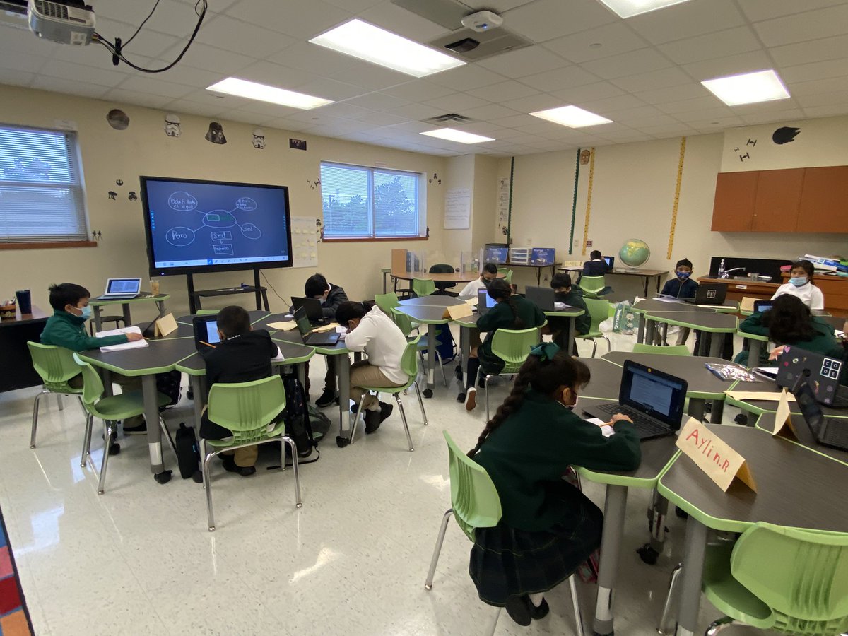 Mr.Gutierrez (@mrgutierrez5) on Twitter photo Students learning about context clues βοΈππ‘π₯
#hbg_senators
<a href="/PersonalizeDISD/">Personalize Dallas ISD</a>
#HBGnewhope
#buildingscholars Students learning about context clues βοΈππ‘π₯
#hbg_senators
<a href="/PersonalizeDISD/">Personalize Dallas ISD</a>
#HBGnewhope
#buildingscholars