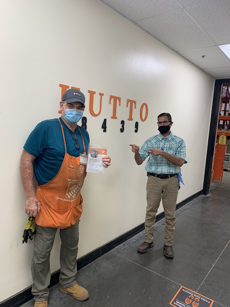Tabbatha Lipuma (@tabblipuma) on Twitter photo MOD Elias recognizing Ken for all his hard work today! #huttoproud <a href="/AccAreta/">Areta Cobus</a> <a href="/lailoniroberts/">LaiLoni Roberts</a> <a href="/johnnyrayb467/">Johnny Billingsley</a> <a href="/garland_haynes/">Garland Haynes</a> <a href="/keren_gorg/">Keren Gorglione</a> MOD Elias recognizing Ken for all his hard work today! #huttoproud <a href="/AccAreta/">Areta Cobus</a> <a href="/lailoniroberts/">LaiLoni Roberts</a> <a href="/johnnyrayb467/">Johnny Billingsley</a> <a href="/garland_haynes/">Garland Haynes</a> <a href="/keren_gorg/">Keren Gorglione</a>