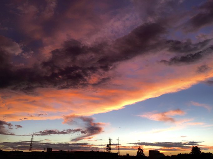 東西南北
全方位エモい朝だった…
おはようございます 