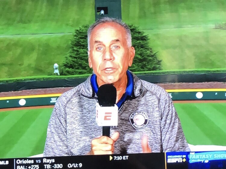 Thatperkoguy's tweet photo. @Kurkjian_ESPN tree hair for the win! https://t.co/vv54Tbpuez