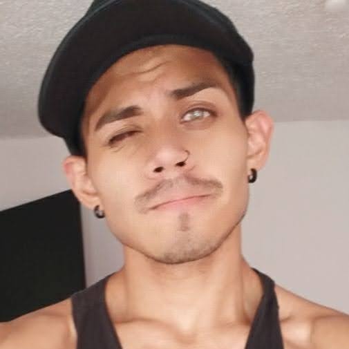 Como que ya hace falta una relación toxica no? Digo ando muy agusto ultimamente  #NuevaFotoDePerfil2021