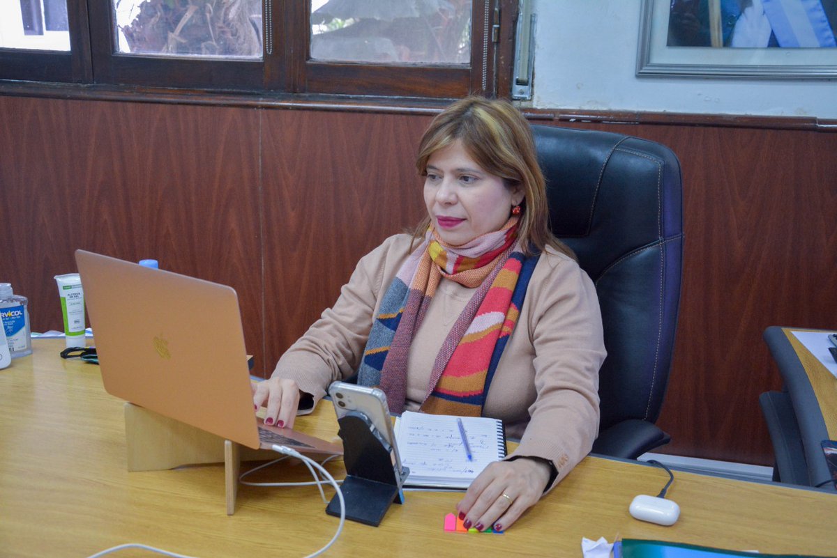 La subsecretaria <a href="/VictoriaAnadn/">Victoria Anadón</a>, #MalenaZubieta y <a href="/robertoamette/">Roberto Amette</a>, participaron junto a <a href="/roveremarior/">roveremarior</a> y <a href="/CintiaLhopital/">CintiaLhopital</a> de un encuentro con residencias de #AdministraciónYEconomía, para dar inicio a una agenda conjunta de trabajo.

<a href="/BAProvincia/">Gobierno PBA</a>
@subseadminis