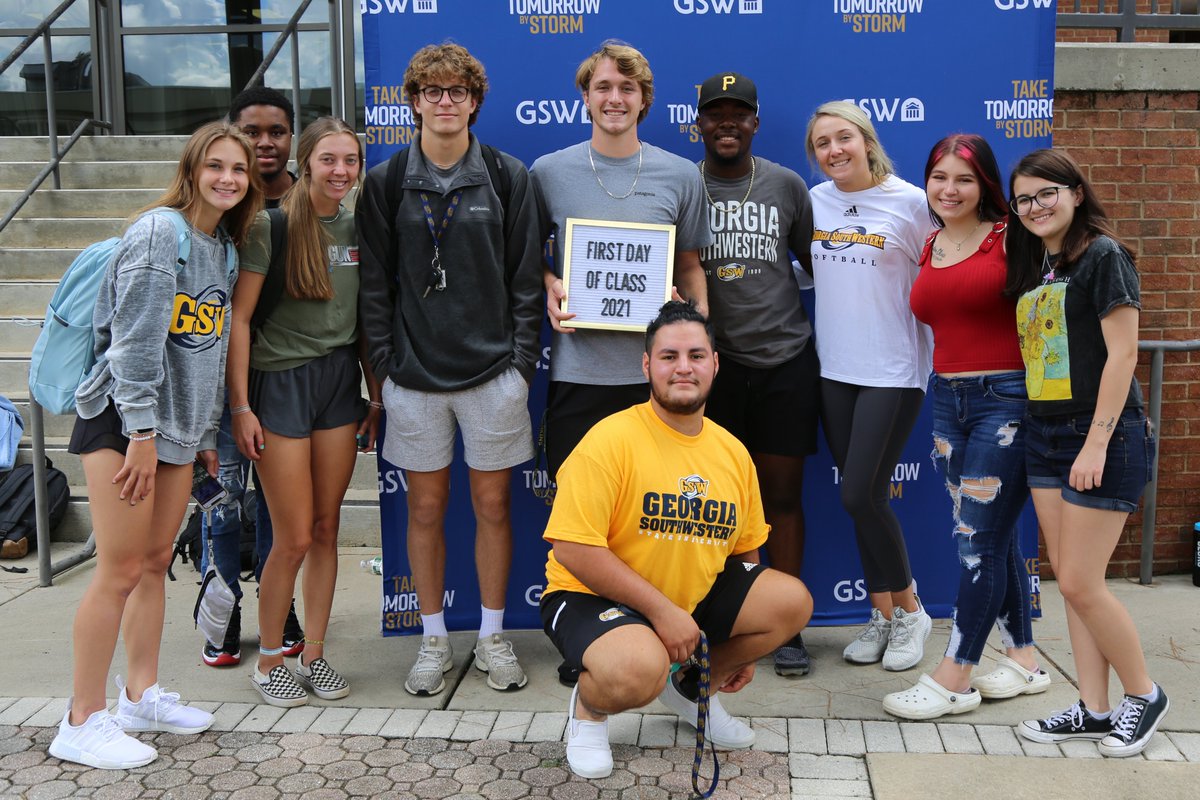 GaSouthwestern's tweet photo. There's nothing quite like seeing campus come alive again after a long summer break. We hope you had a great first day of classes, Hurricanes! #GSWWelcomeWeek #TakeTomorrowByStorm https://t.co/5RsoDaA6jJ