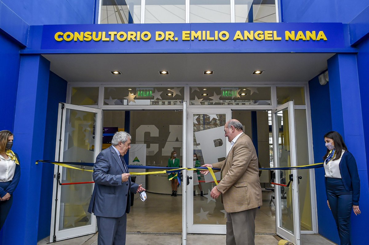 BocaJrsOficial's tweet photo. Con la presencia del presidente Jorge Amor Ameal, y el titular del Departamento Médico el Doctor Emilio Nana, Boca inauguró un nuevo Centro Médico y reconfirmó su compromiso de atención a los socios y a los vecinos del barrio. https://t.co/QwcEQHupMD