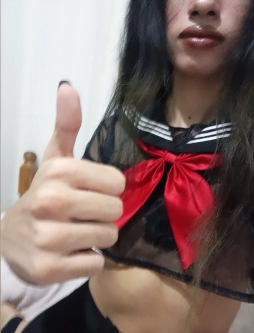 1 pic. Thank you so much for all this time ? being with my bois n gurls??

You makes so many of my days