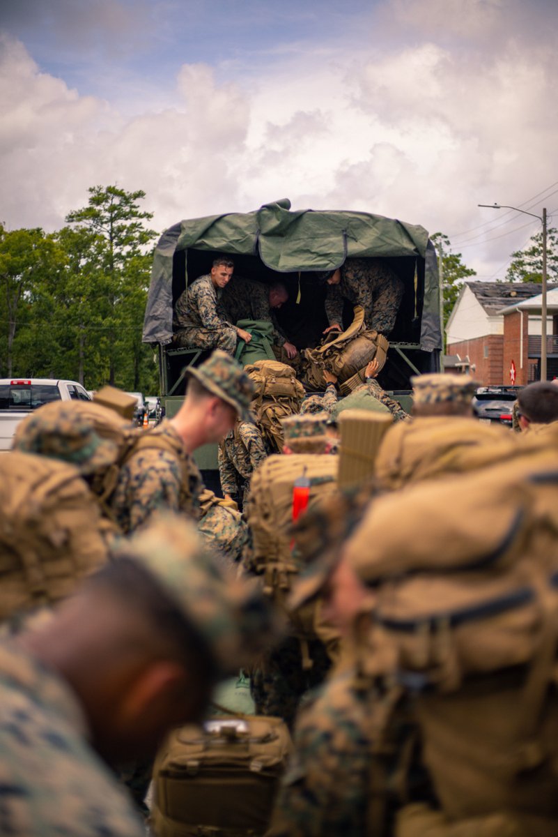 2dMarDiv's tweet photo. Marines from 1/6 prepare to depart Camp Lejeune, N.C., Aug. 18, 2021. The Marines are preparing to deploy in support of Joint Task Force-Haiti for a #HumanitarianAssistanceDisasterRelief mission.
#TheFollowMeDivision #HelpHaiti https://t.co/VCAUVBRTBx
