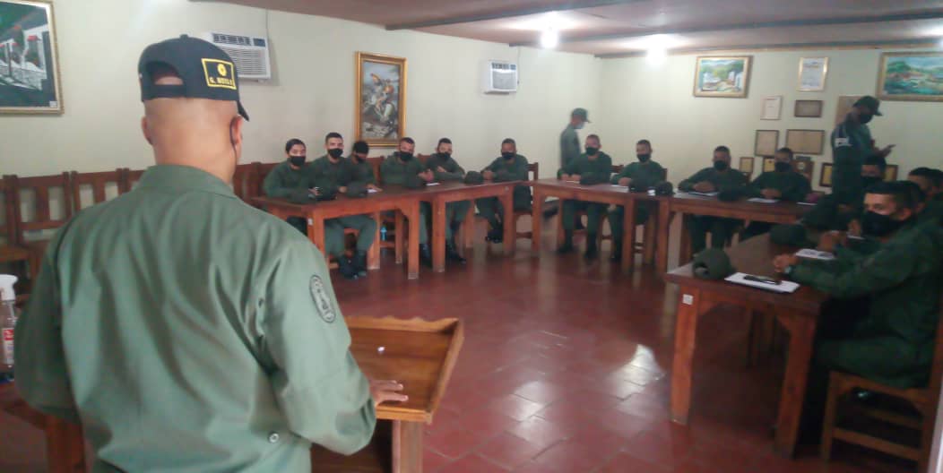 Servicio de Armamento tweet media