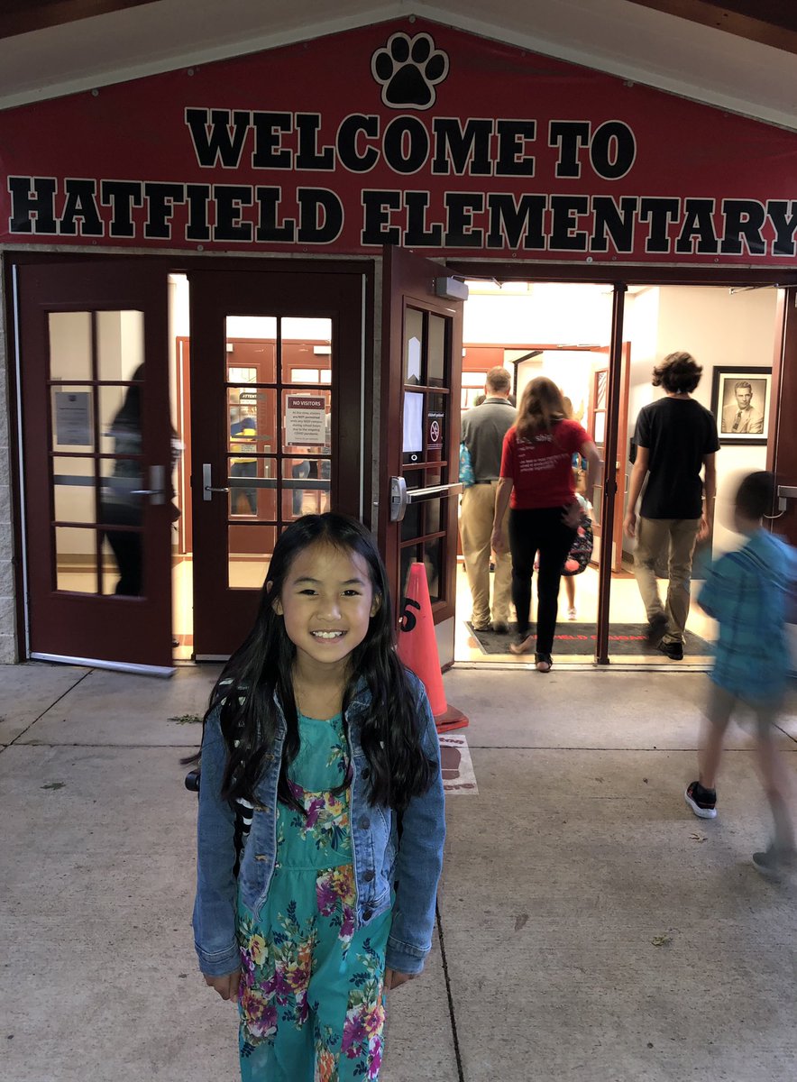 PTranNHS's tweet photo. First Day of School 2021-2022! @HatfieldElem #2021nisdfirstday https://t.co/gmRXbI7Qe8