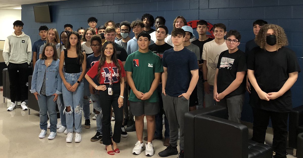 PTranNHS's tweet photo. First Day of School 2021-2022! @NHSTexans #Flagship. #2021nisdfirstday @NisdCTE #IamNISDCTE https://t.co/W7Njz0mi63
