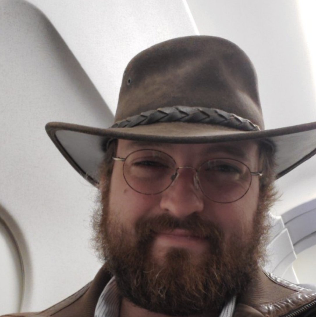 Pollo2x's tweet photo. Would you buy a used car from this man? https://t.co/UgYerGgFNm