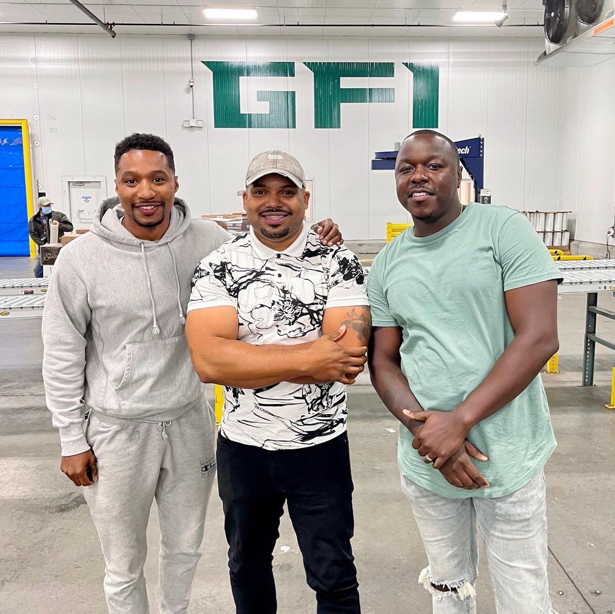 TheBlackBreadC0's tweet photo. Weโre thankful for the tremendous opportunities and doors opening for our God-sized visions to come to fruition.. stay connected and tuned in! Weโre all #breadwinners๐ฅ just keep goingโฆ letโs GO!!!!
NATIONAL DISTRIBUTION โ
@gfifoods
#blackbreadco https://t.co/gXGOw0s9q4 ๐ค https://t.co/wrHeHI9vYY