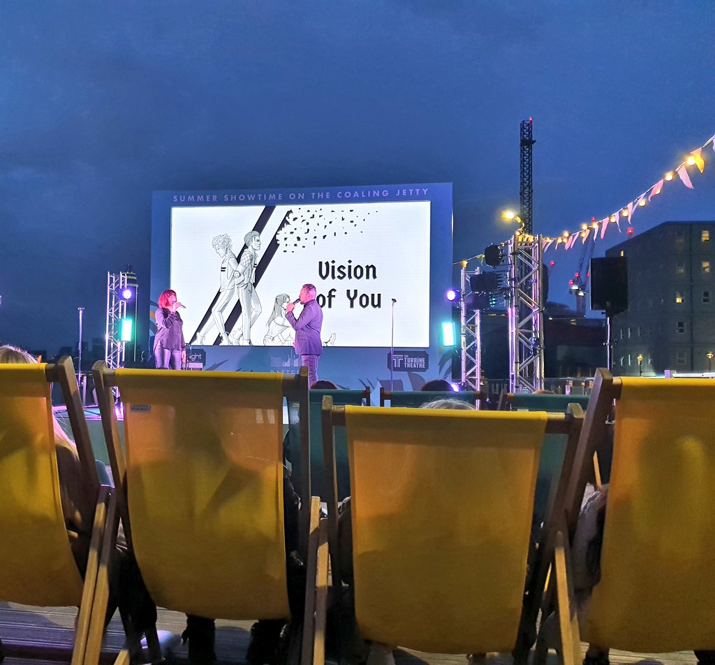 l0islane's tweet photo. Gosh I think Battersea Pier is my new favourite part of London π A magical evening. #visionofyou #lovethiscity https://t.co/rtFZrtZvi4
