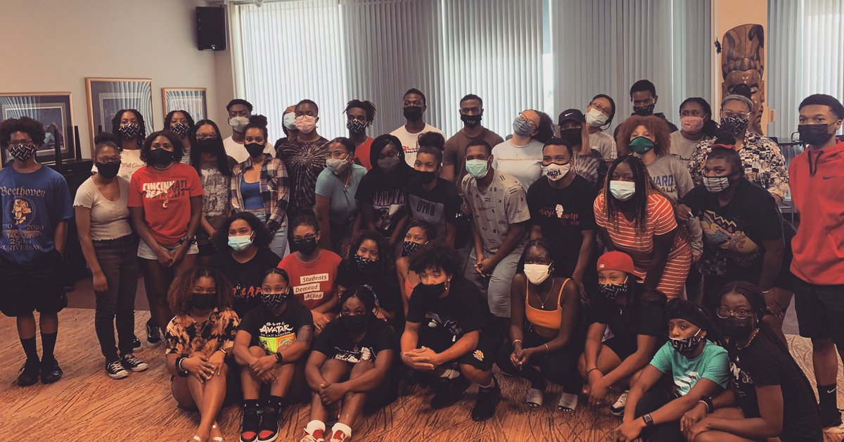 Introducing the 2021-2022 Transitions Cohort! These students have engaged in intensive programming and activities the last few days and let’s just say they are fired up and ready to go! Asè #BlackBearcats21 #UCVillage