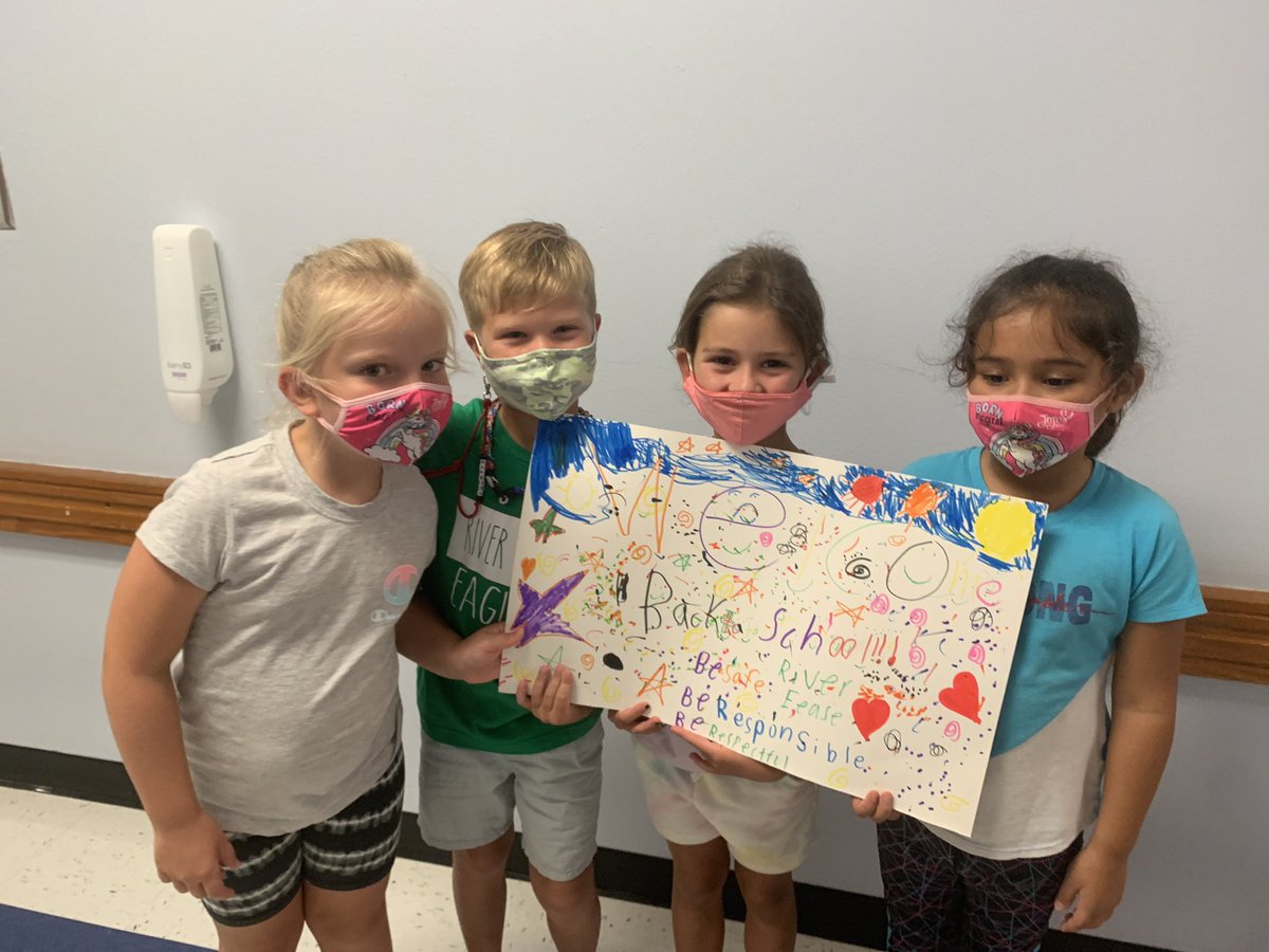 MrsRobertsonREES tweet media