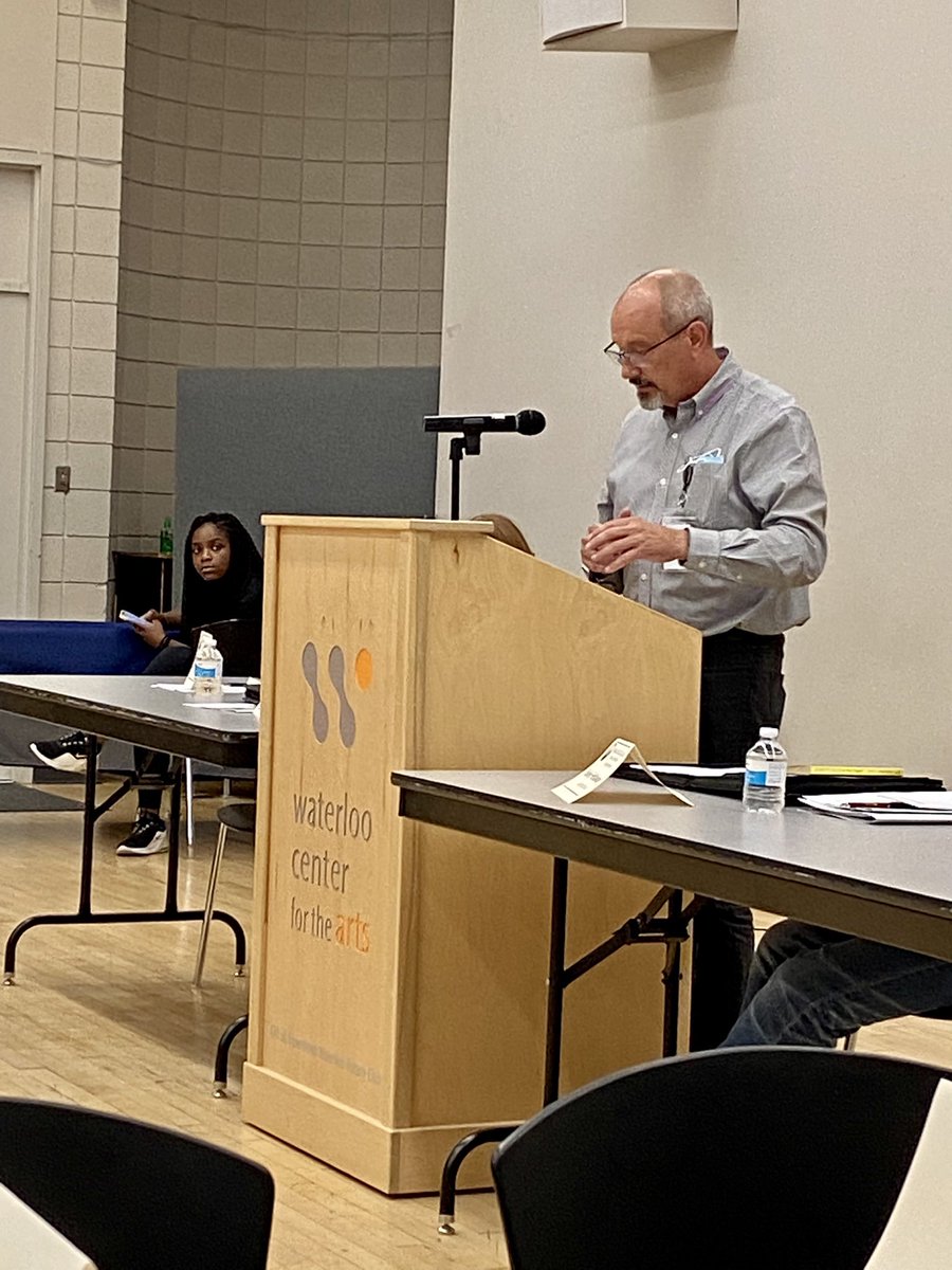Bob Lincoln, Project Director of Elevate CCBHC, addresses the WYCC about mental health.  Youth mental health is one of the WYCC’s key initiatives.