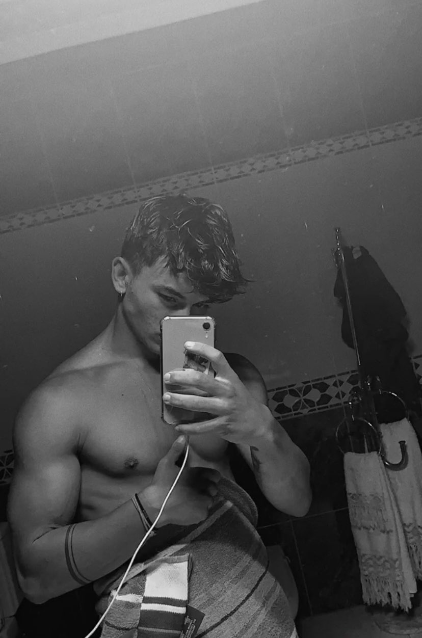 Jorge Castro TOP 0,03% on X: Vais a flipar con mi pelo de aquí a unos  meses 🤭🤭🤭🤭 t.coRBrPLgmlDj  X