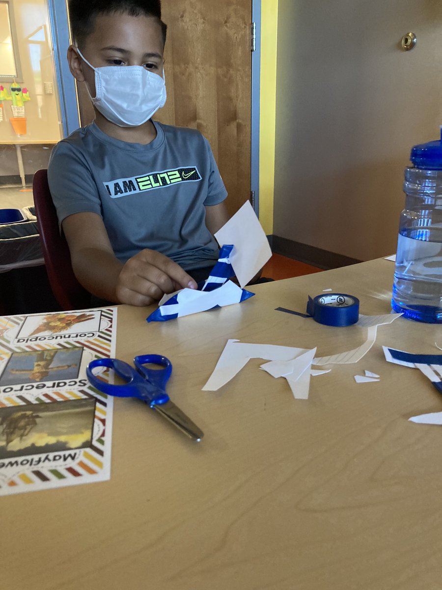 JardineStudio2's tweet photo. STEM Task Cards - students pick which materials they would like to use to create different structures. Today we saw boats, walls, flowers, and buildings being built in our classroom #Jardine501 #WeAreTPS https://t.co/WaVKDZ2N1v