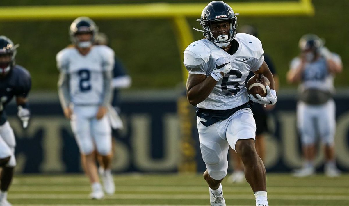 ETSUAthletics's tweet photo. Bucs Complete First Scrimmage of Camp https://t.co/B9zujUEMwG https://t.co/kRfps827Oc