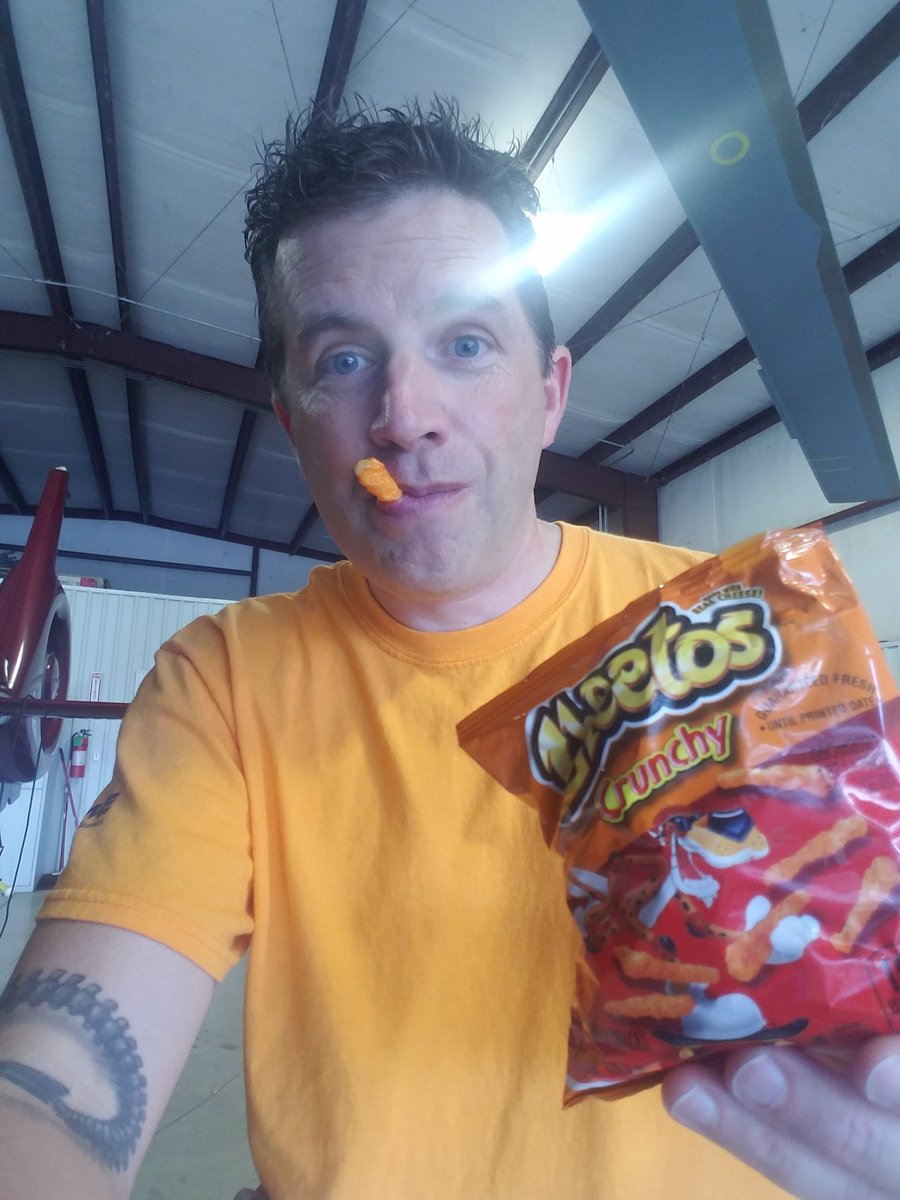 kenrsullivan's tweet photo. One of the better ways to wear orange: Cheetos!! https://t.co/sh6hMmPQoZ
