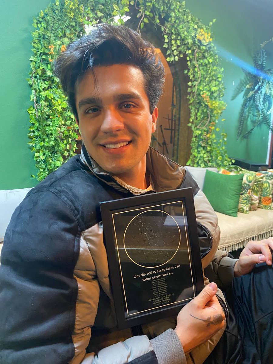 bussola_luan's tweet image. início de um sonho      // deu tudo certo 🥺🥺🥺🥺