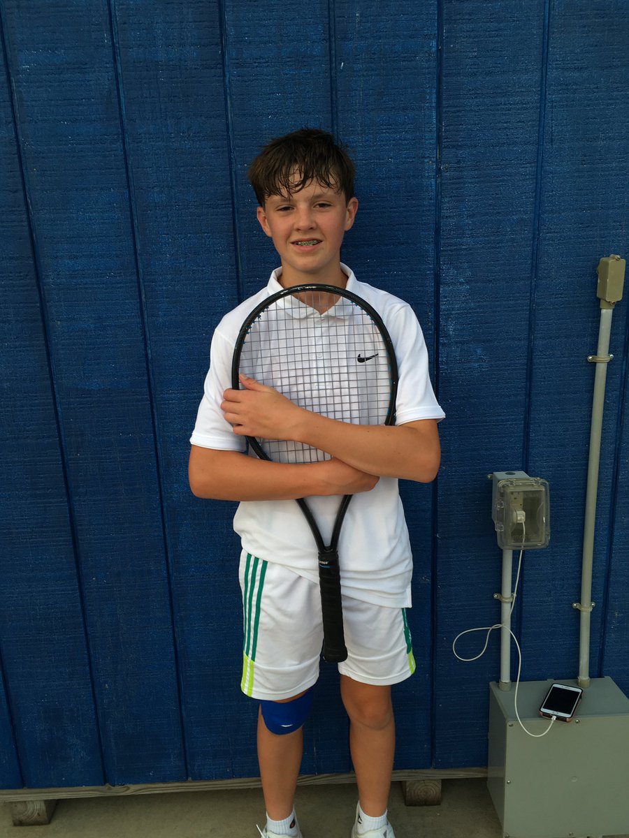 FCMustangTennis's tweet photo. Skyler Hoagland grabs a 6-1, 6-2 win at 1 singles and the Mustangs close out a 5-0 win over Frankfort!! Mustangs move to 2-0 on the season. https://t.co/AtkBmAEnJU