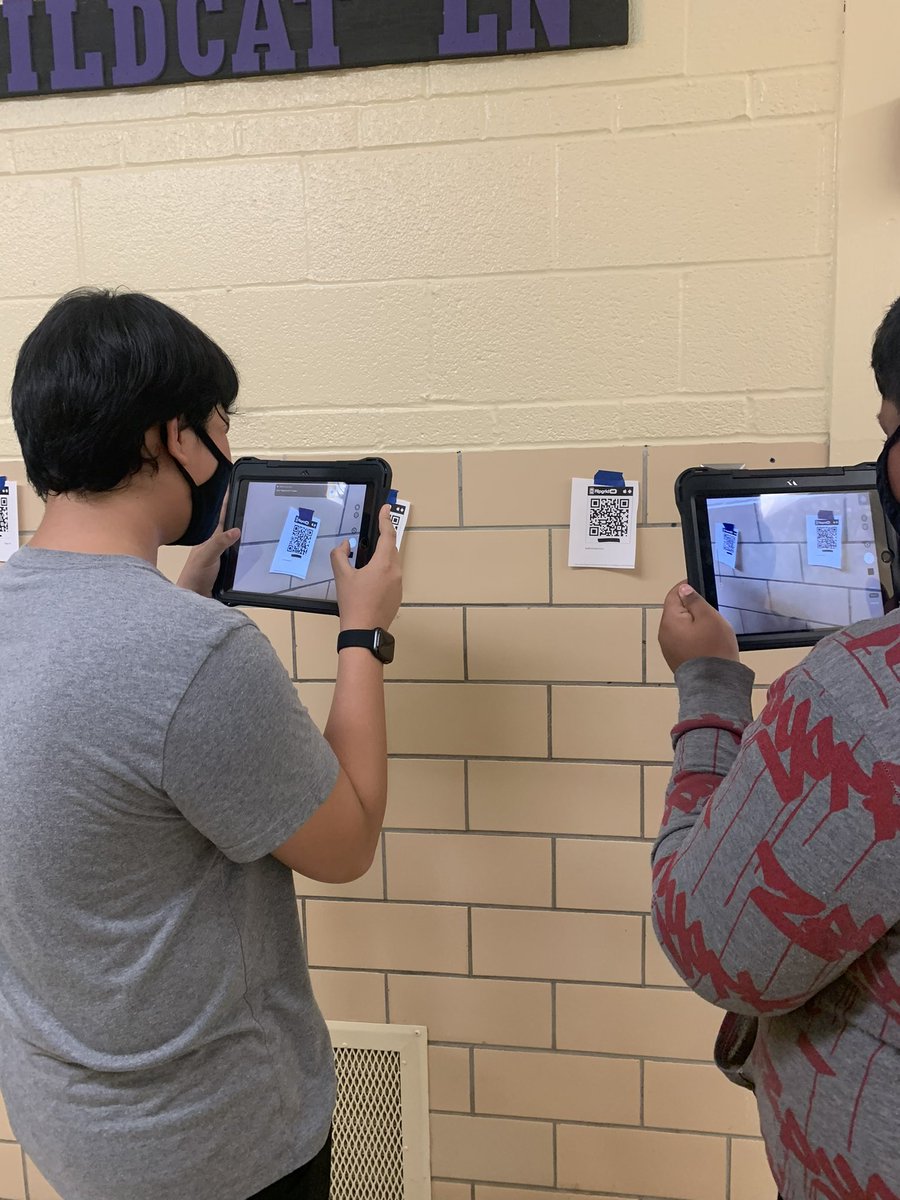 Truesdellusd259's tweet image. Truesdell Students received their iPads from @dpvils. They spent the day learning how to use their iPad, using @Flipgrid and QR code’s to learn about their teachers, and did team-building while playing Minecraft @PlayCraftLearn. #wpsproud #wpsignitelearning