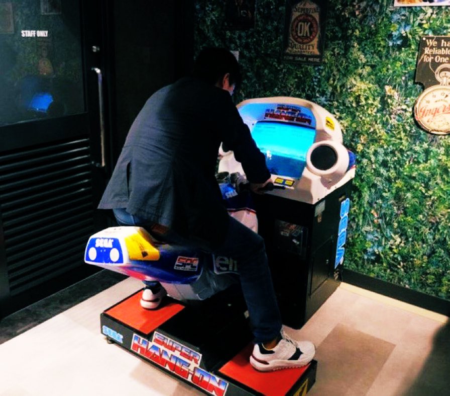 今日8月19日は 「#バイクの日」 1985年にセガ体感ゲームシリーズ第1弾