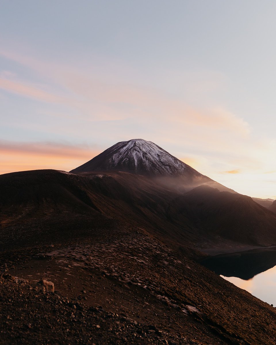 rohanjbk's tweet photo. Sunrise over the Tongariro Crossing

#newzealand #hiking https://t.co/NMNxBT9RIl
