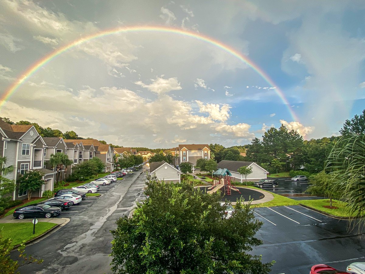 Savannah_TFB's tweet photo. @jnelsonWJCL @jonathanwjcl22 @VKokinosWJCL @melissahallwx  Best part of a rain shower (other than the cooler temperatures for a little bit) is what comes after!  Enjoy the Double Rainbow over Pooler! https://t.co/Vdb0TDm958