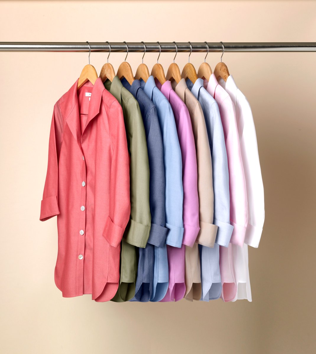 Foxcroft's tweet image. Foundation refresh: essential non-iron styles that remain crisp wash-after-wash, year-after-year. Now available in new fall hues. #foxcroftstyle #fallarrivals bit.ly/3b01iFl