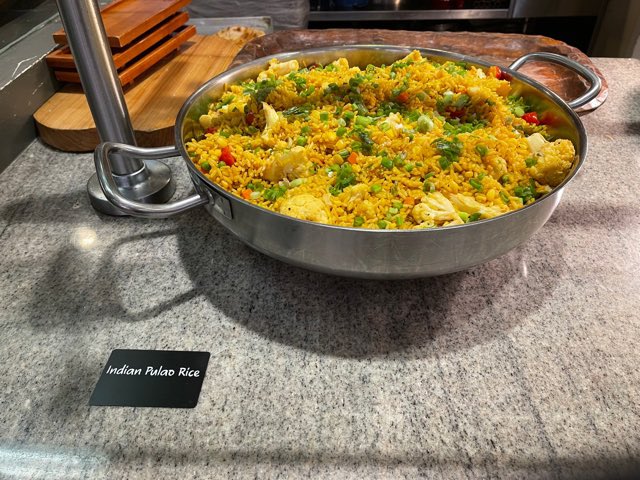 MelissasProduce's tweet photo. Tonight’s @Dodgers #DugoutClub menu is making us HUNGRY! 😍
What would you dig into first?
#Dodgers #wearelevy #MLBfood https://t.co/eGEjTH8J5q
