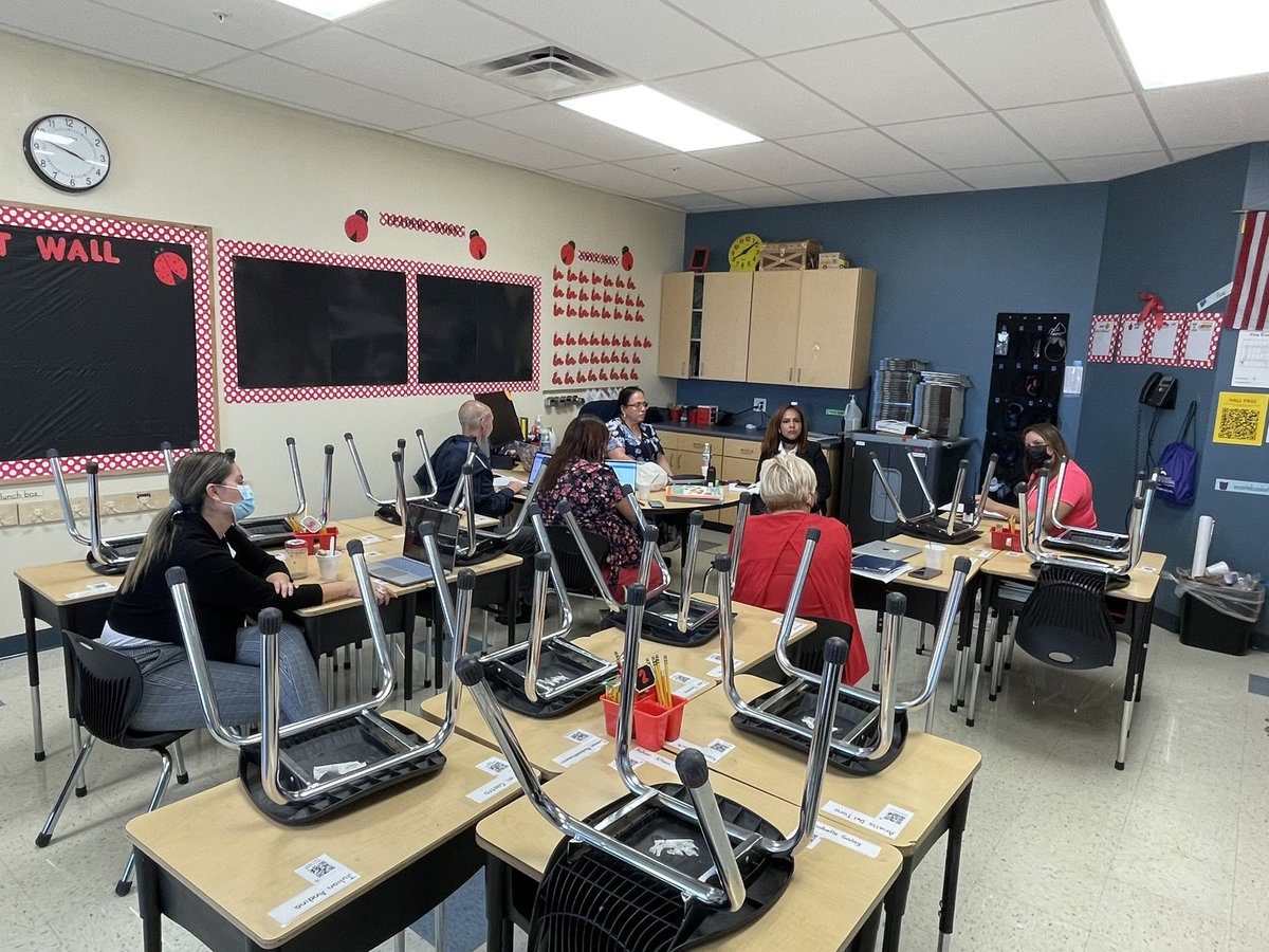 RECSTapestry's tweet photo. Today was Early Release Day! We spent the last hour of our work day in PLC’s discussing our schools academic goals and action steps! #localdecisionmaking #titanpride @SOwens05564935 @CSUSAhq @CSUSAJonHage https://t.co/pnNxPznPyU