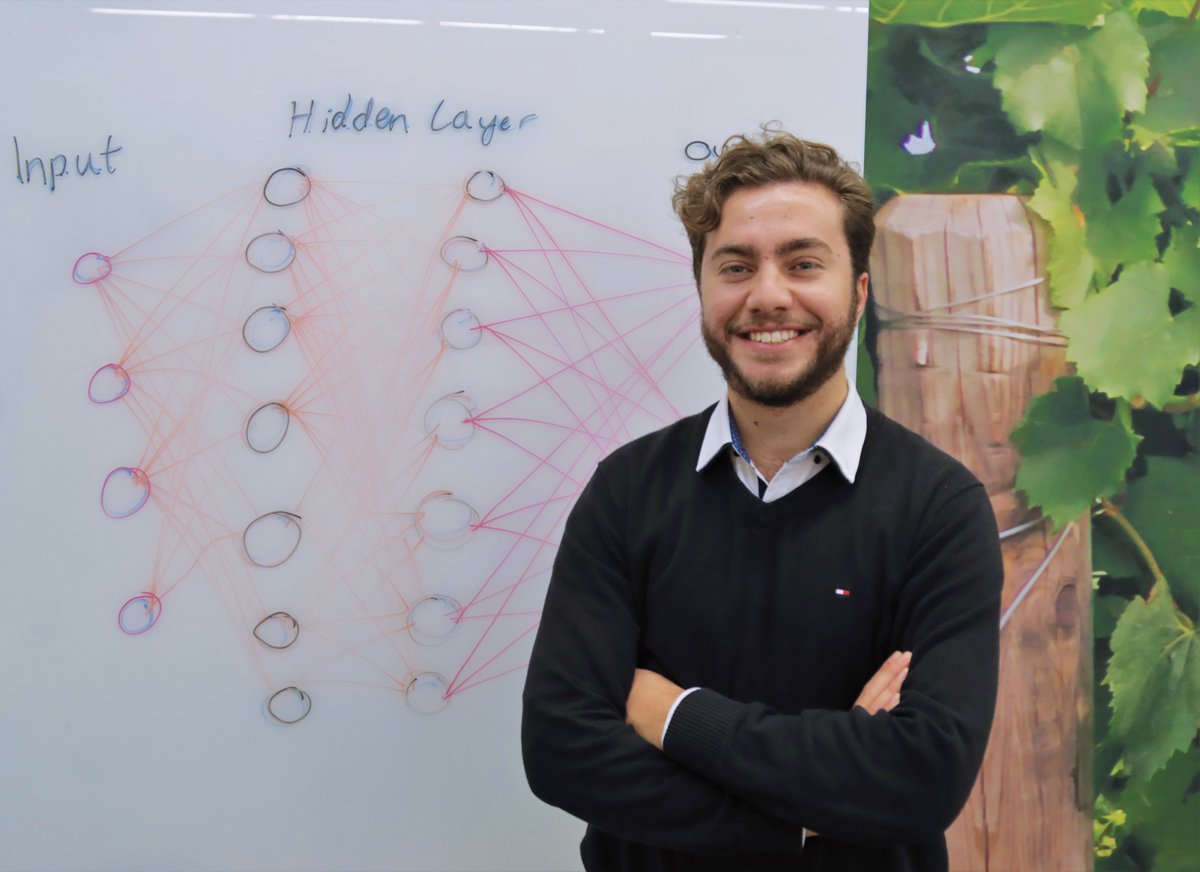 #FacesofSTEM - Maths whizz Alex is a Data Scientist with @DeptDefence, he uses machine learning to ensure that #YourADF can deliver on their mission in the face of potential cyber-attacks. #ScienceWeek dst.defence.gov.au/event/national…