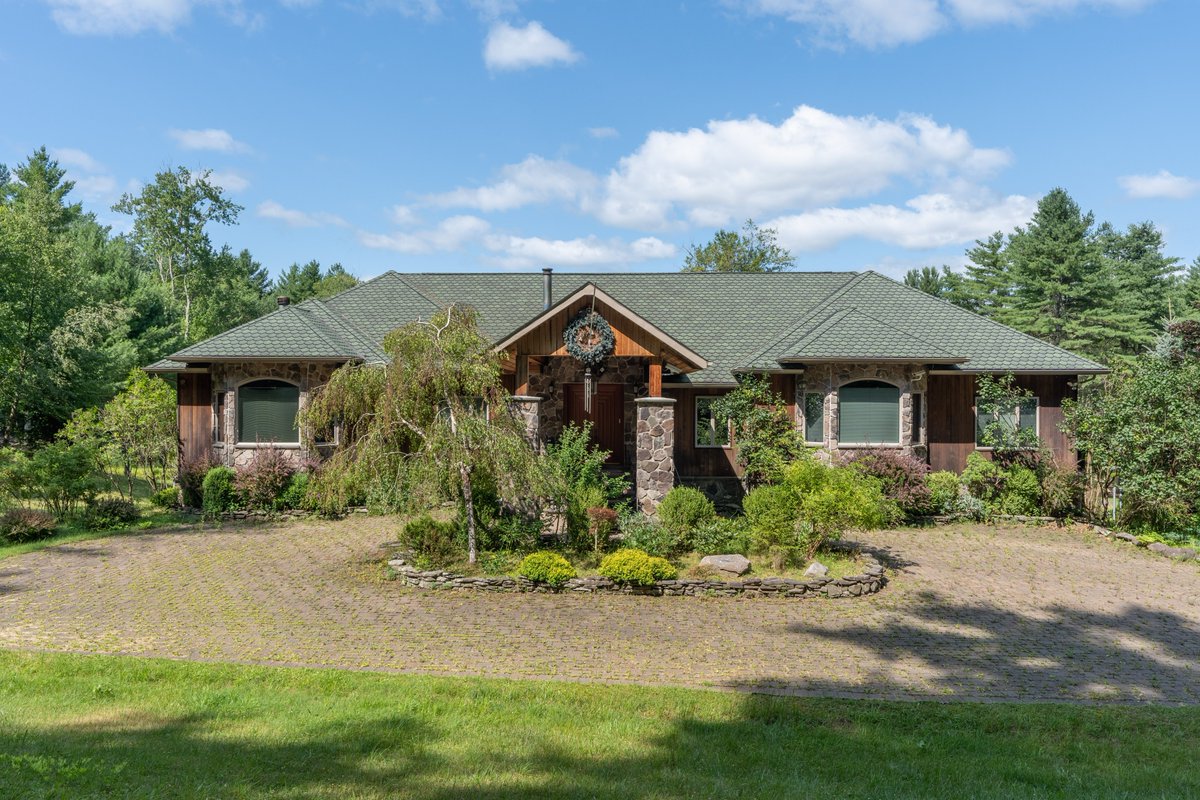 ResortRlty's tweet photo. New listing! https://t.co/y5nqymTLXL