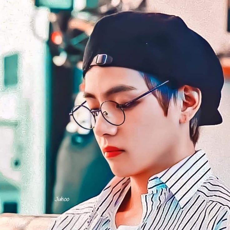 writes4bts's tweet photo. #Taekook filo au where Nathan (JK) a school heartthrob who lost a bet against his friends was punished to court Aki (Tae) the cute nerdy shy student who was secretly crushing on Nathan. 

A happy ever after or a nightmare dressed as a fairytale? 🙃 https://t.co/eCka9iNBVw