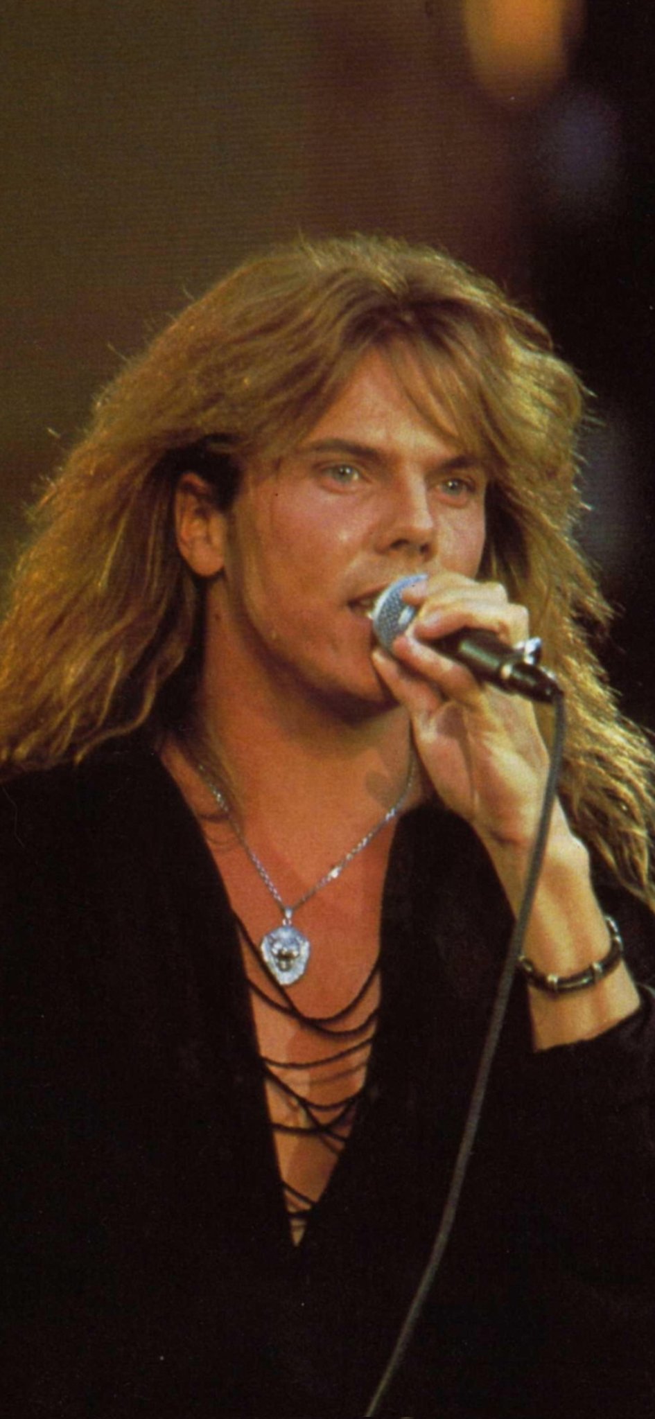 Happy Birthday Joey Tempest
(Born 19 August, 1963)         
