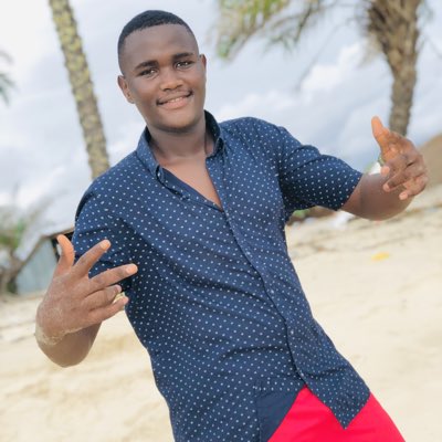 Lv54501508's tweet photo. #NouvellePhotoDeProfil https://t.co/8clBiCuK44
