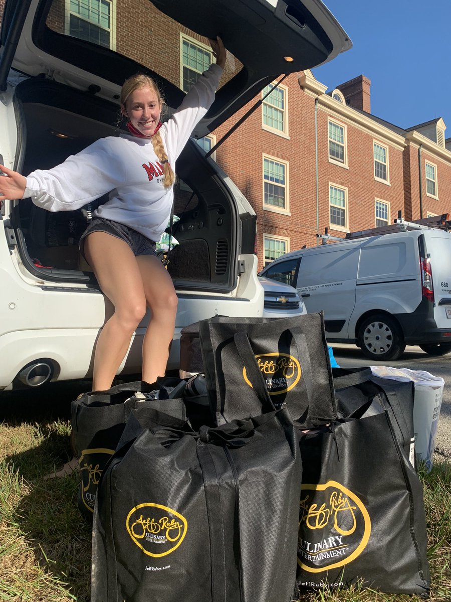 perryschaible's tweet photo. Okay, so we may have a problem 🤣We used all our @RubyCulinary bags to move our daughter into her dorm at Miami. #bestuseofbags 🛍 https://t.co/7J6WEzyqif