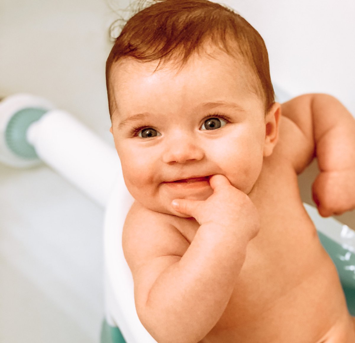 madthebrat's tweet photo. My daughter is my world https://t.co/d8Lv8c1YC9
