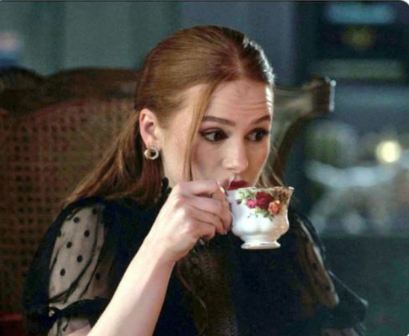 Leandraaofc's tweet photo. Quando as pessoas me perguntam se agora eu vou deixar de passar pano pra #cherylblosson 
#Riverdale https://t.co/4A09i2DvV0