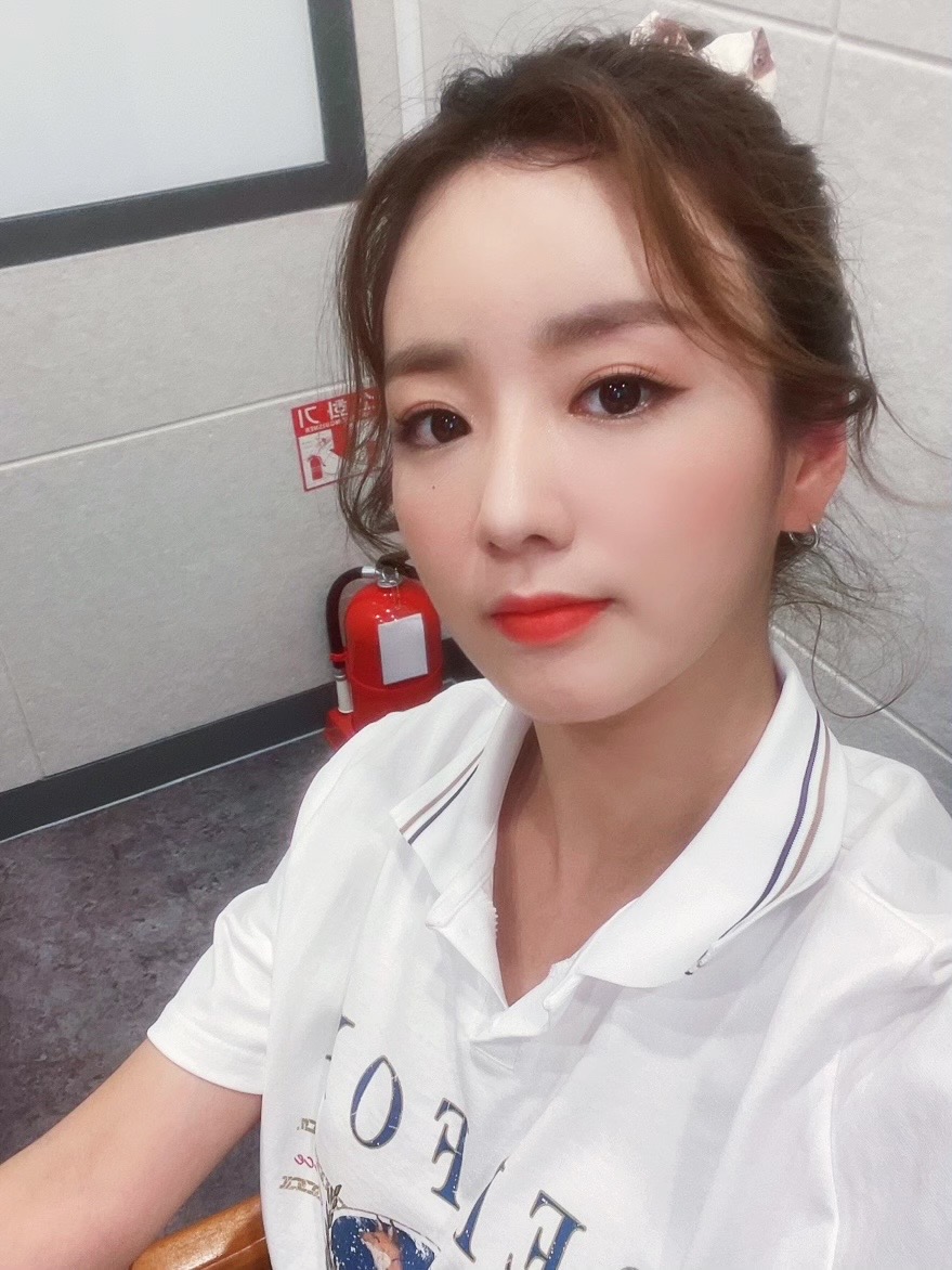 Apink_2011's tweet photo. [#에이핑크] 잠시 후 오후 12시에 #MBC_NET 에서
방송되는 '어쩌다 마주친 시즌2'로 뽀미가 찾아갑니다👏
보미와 함께 즐거운 금요일 보내세요💗

#Apink #윤보미 #보미
#어쩌다_마주친2 https://t.co/IjuQHPGo5l