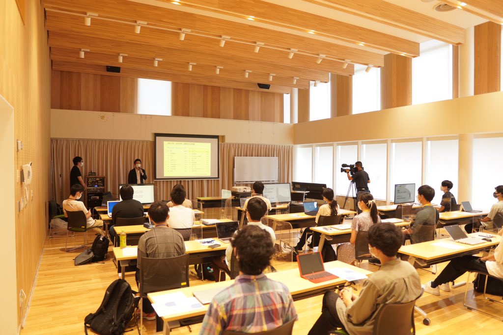 ITech2021's tweet image. ／
Issue+Tech2021@Kochi（高知県主催） プログラミング講座
A日程がオーテピアにてスタート！
＼
最先端のプログラミング技術を学んで、仲間と一緒に高知県内の課題解決にチャレンジするイベントが昨日よりスタートしました！
issuetech.jp/student/
#イシューテック2021 
#プログラミング