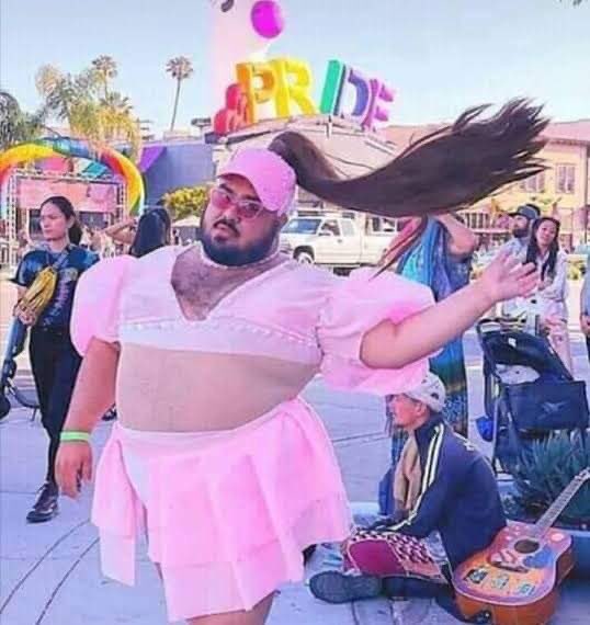 thunde06's tweet photo. Le pedí a mis amigos que me describieran con una imagen y aquí el resultado (1/?) https://t.co/4kUgskVPWE